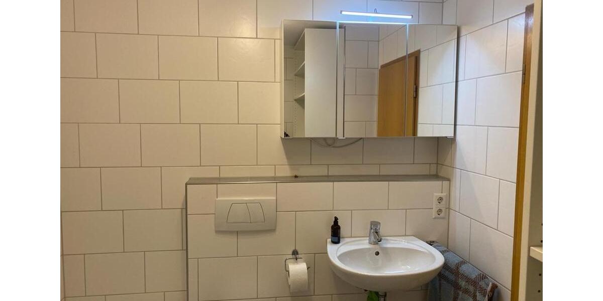 Hochparterre Brackenheim - 3.5 Zimmer, 75 m&sup2;, 1.050&euro; | Angebot:26235925