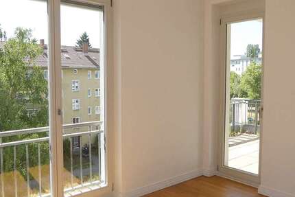 Wohnung zum Mieten in Berlin 2.745 € 124.41 m²