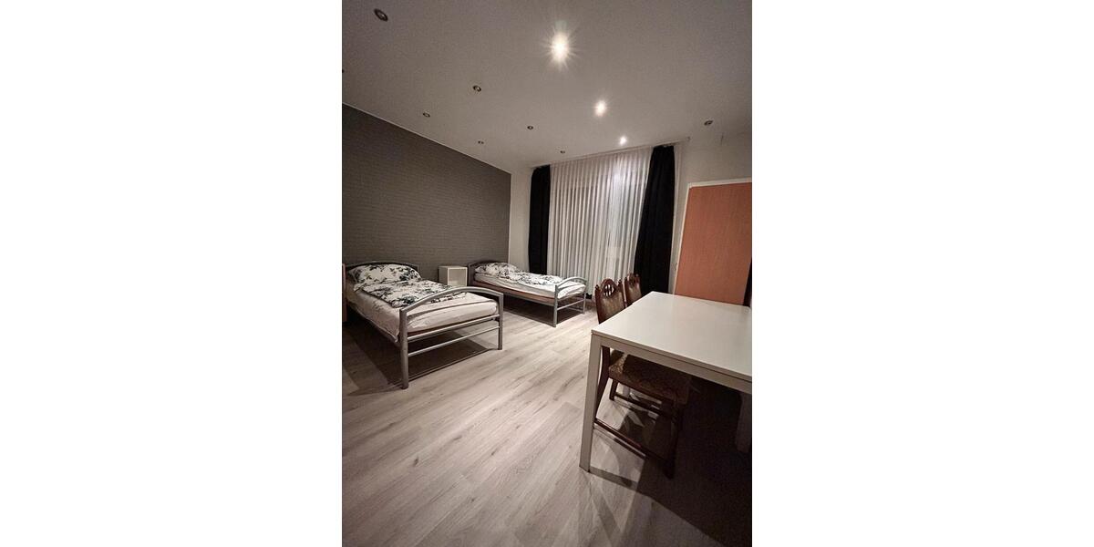 Wohnen auf Zeit Grevenbroich Neuenhausen - 1 Zimmer, 20 m&sup2;, 440&euro; | Angebot:25678655