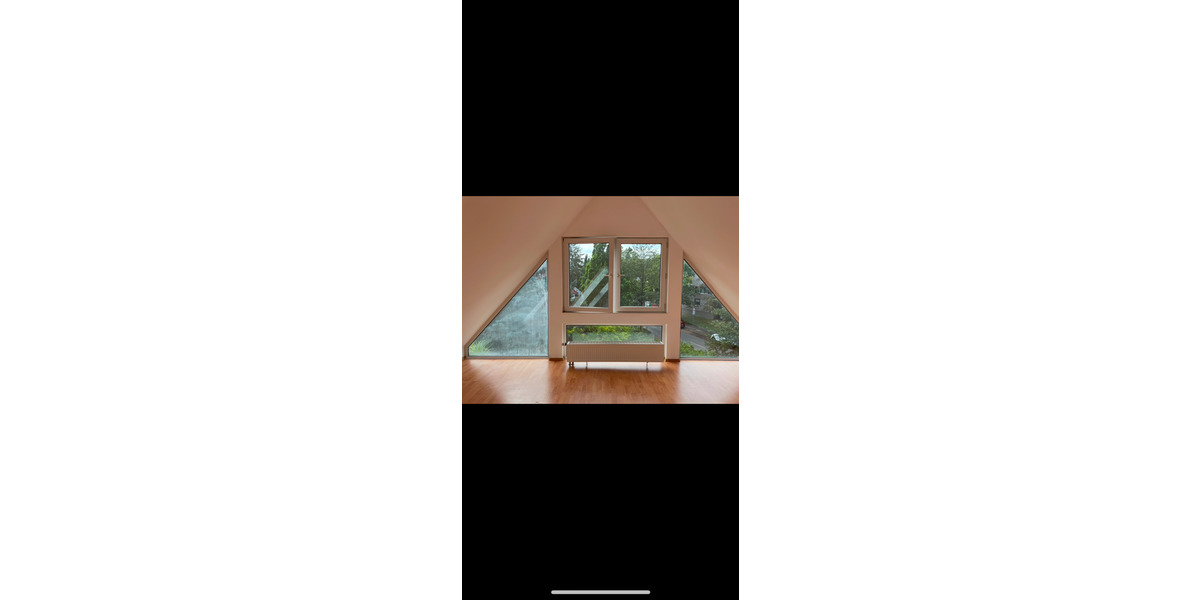 Großzügige Dachgeschosswohnung in Isernhagen-Süd 2 zimmer