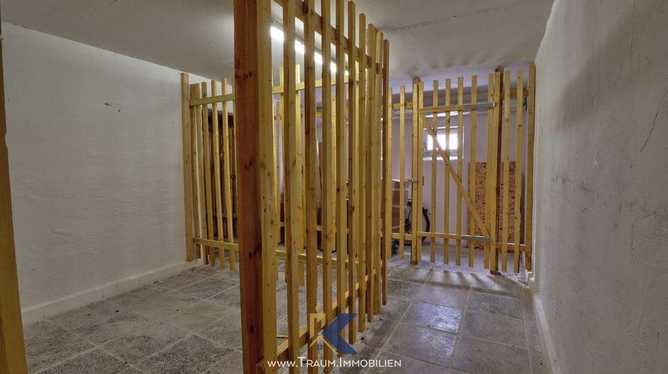 Dachgeschoßwohnung Mühlhausen (Thüringen) - 2 Zimmer, 47 m&sup2;, 295&euro; | Angebot:25959373