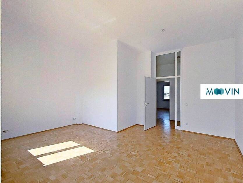 Über den Dächern: 2-Zimmer-Wohnung in der Endetage mit Balkon - sofort verfügbar!