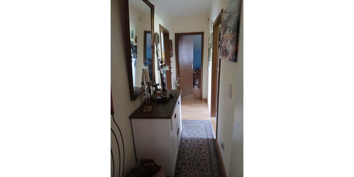 Dachgeschoßwohnung Engen - 3.5 Zimmer, 100 m&sup2;, 1.200&euro; | Angebot:26652378