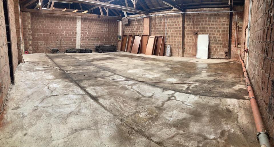 Lagerhalle zu vermieten (Boote, Fahrzeuge o.ä) zimmer