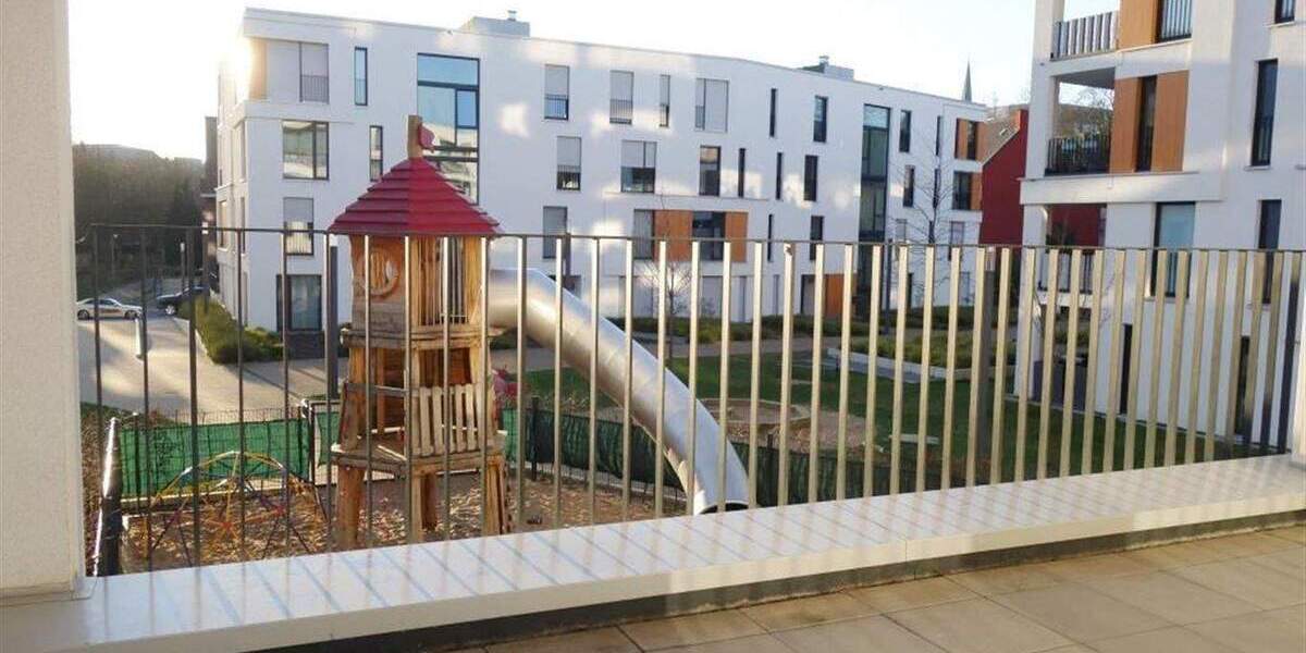 Zimmer Mönchengladbach Stadtmitte - 2 Zimmer, 103 m&sup2;, 1.379&euro; | Angebot:25778925