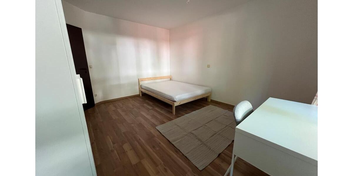 Wohnen auf Zeit Augsburg Antonsviertel - 3 Zimmer, 15 m&sup2;, 630&euro; | Angebot:26640792