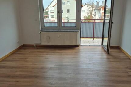 Wohnung Riedstadt - 4 Zimmer, 75 m&sup2;, 850&euro; | Angebot:25217002