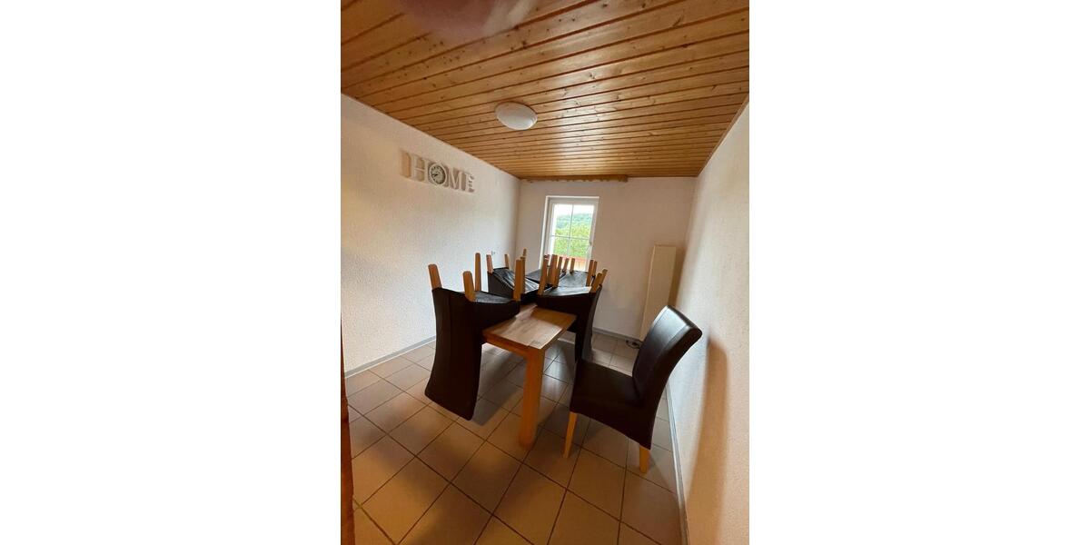 Etagenwohnung Gersfeld (Rhön) - 4 Zimmer, 82 m&sup2;, 850&euro; | Angebot:24688069