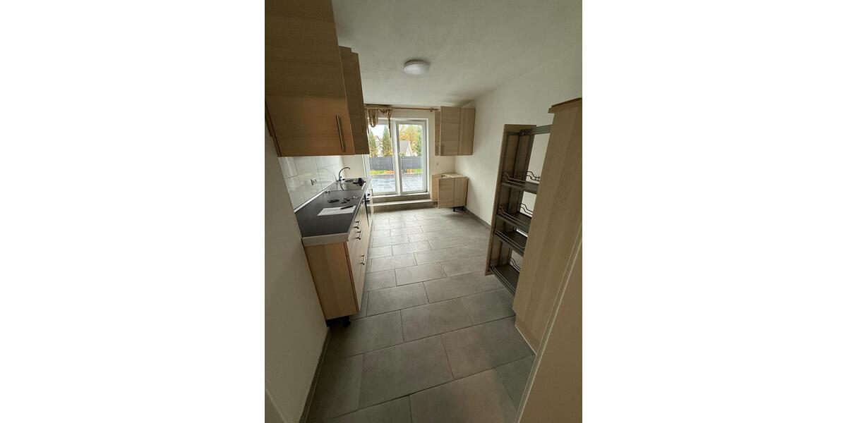 Erdgeschoßwohnung Aalen Attenhofen - 5 Zimmer, 184 m&sup2;, 1.650&euro; | Angebot:25716826