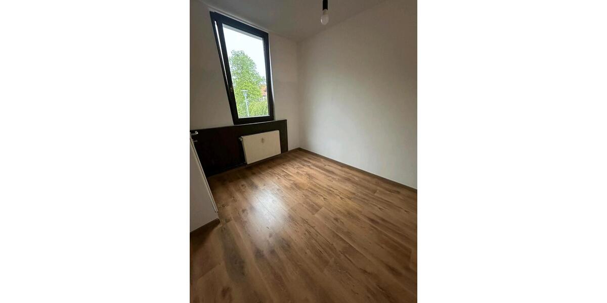 Etagenwohnung Frielendorf - 5 Zimmer, 115 m&sup2;, 900&euro; | Angebot:26479823