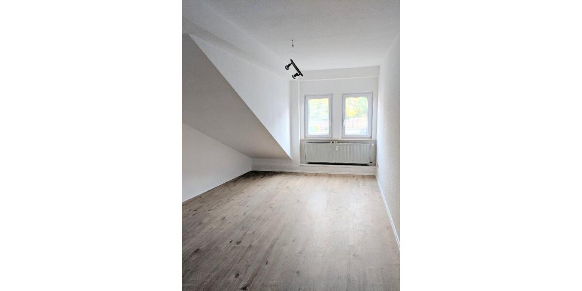 Dachgeschoßwohnung Gelnhausen - 2 Zimmer, 65 m&sup2;, 715&euro; | Angebot:24699661