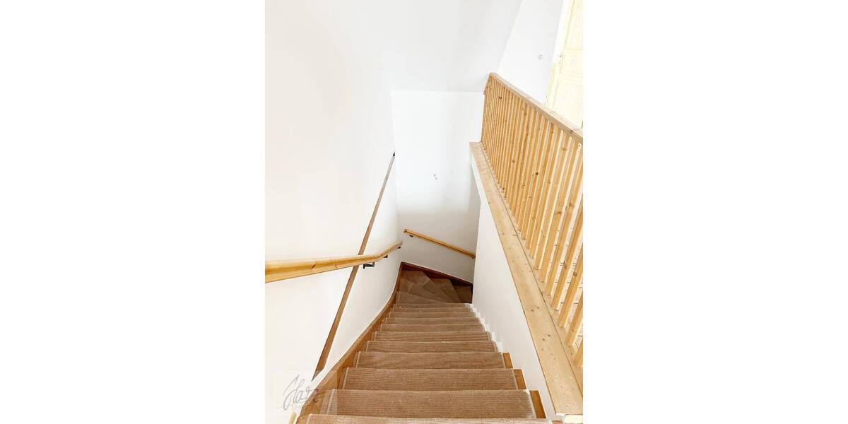 Etagenwohnung Riesa Gröba - 6 Zimmer, 127 m&sup2;, 950&euro; | Angebot:26556321