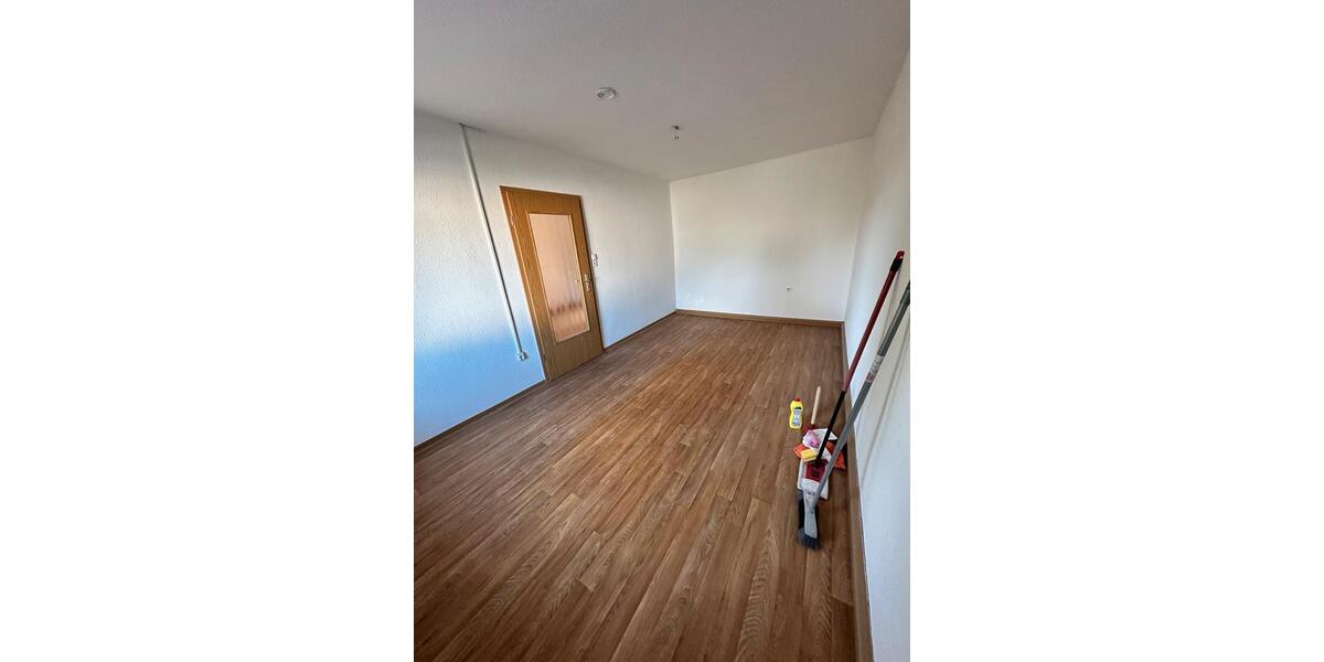 Erdgeschoßwohnung Finsterwalde - 3 Zimmer, 61 m&sup2;, 395&euro; | Angebot:26035786