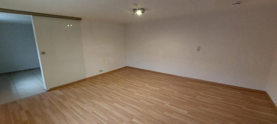 Etagenwohnung Argenbühl - 2.5 Zimmer, 85 m&sup2;, 900&euro; | Angebot:24847882