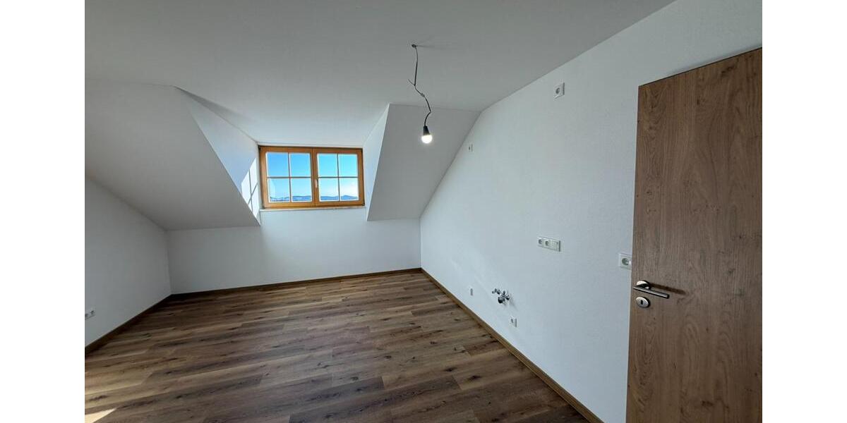 Etagenwohnung Sankt Oswald-Riedlhütte Riedlhütte - 3 Zimmer, 113 m&sup2;, 1.020&euro; | Angebot:25419408