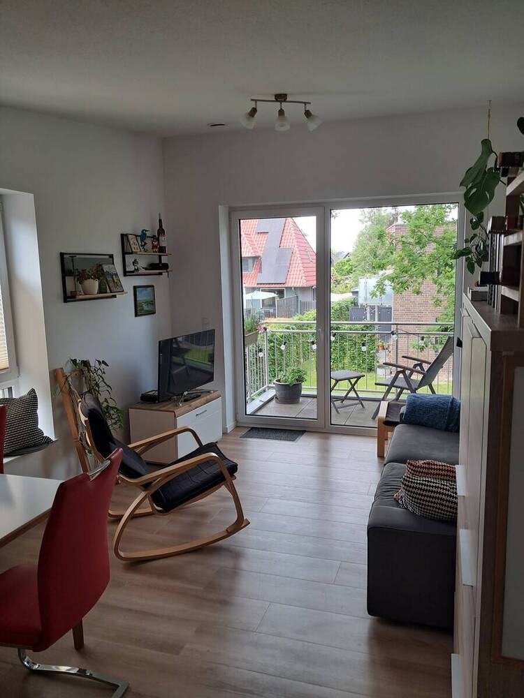 Moderne Dachgeschoßwohnung mit Balkon und hochwertiger Ausstattung in ruhiger Lage von Oldenburg