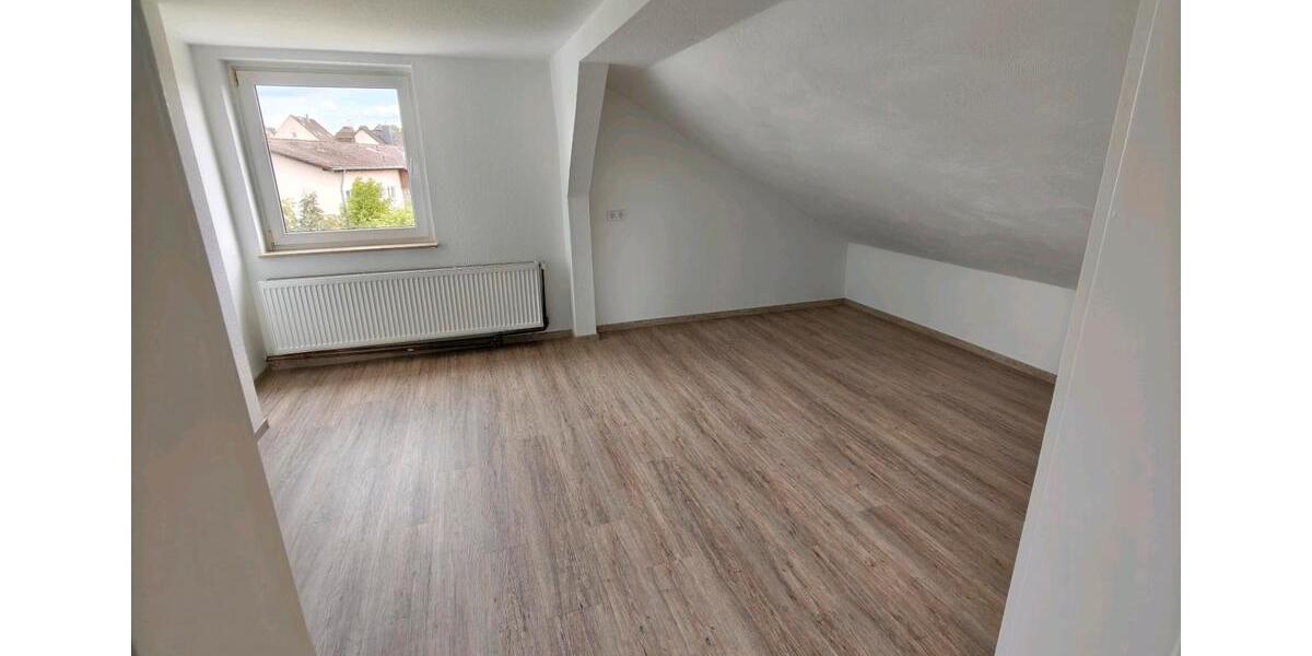 Maisonettenwohnung Edermünde - 6 Zimmer, 123 m&sup2;, 1.107&euro; | Angebot:26614076