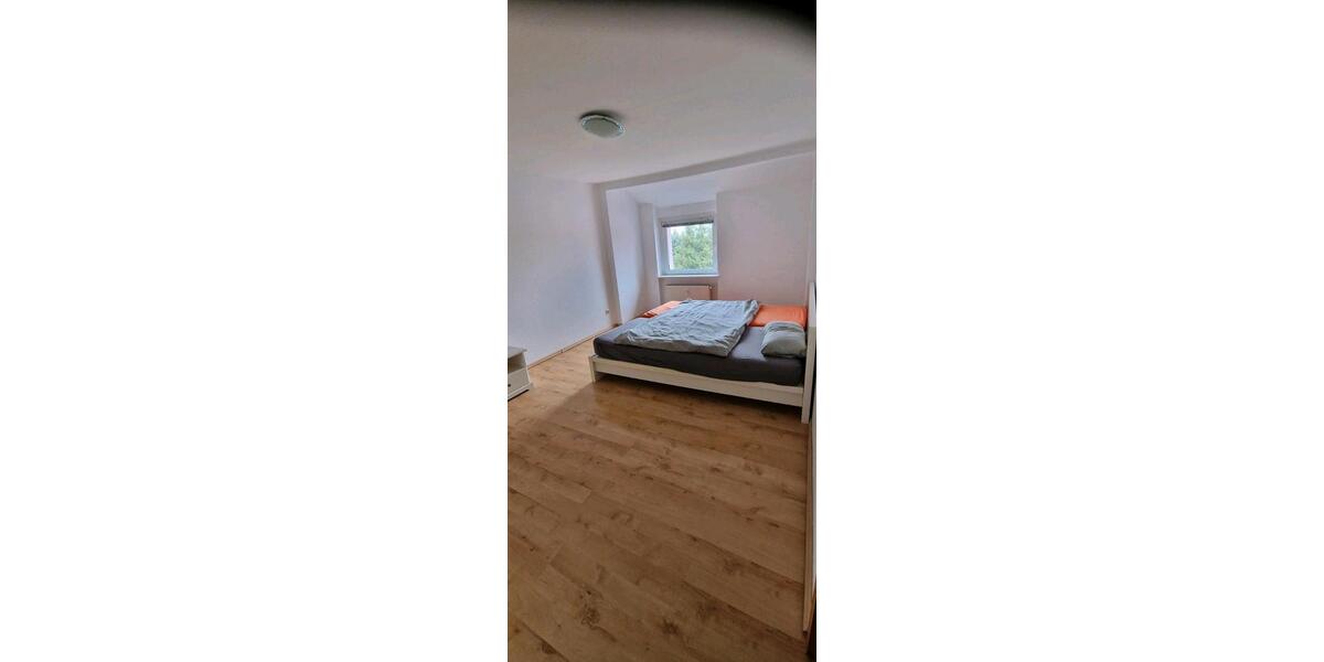 Etagenwohnung Werdau - 2 Zimmer, 46 m&sup2;, 430&euro; | Angebot:26253221