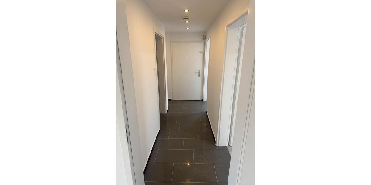 Erdgeschoßwohnung Villingen-Schwenningen Schwenningen - 3 Zimmer, 70 m&sup2;, 1.070&euro; | Angebot:25510138