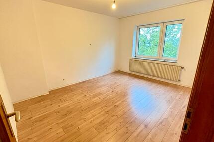 Aachen-Mitte | Frisch renovierte Wohnung am Lousberg zimmer