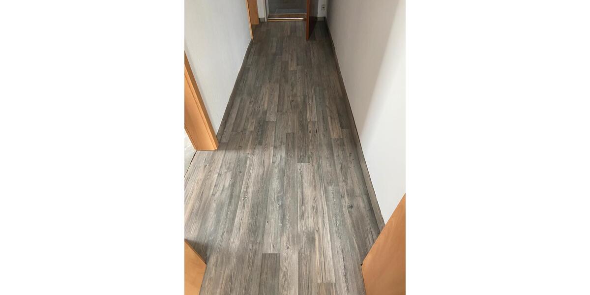 Erdgeschoßwohnung Staßfurt - 2.5 Zimmer, 53 m&sup2;, 330&euro; | Angebot:23661212