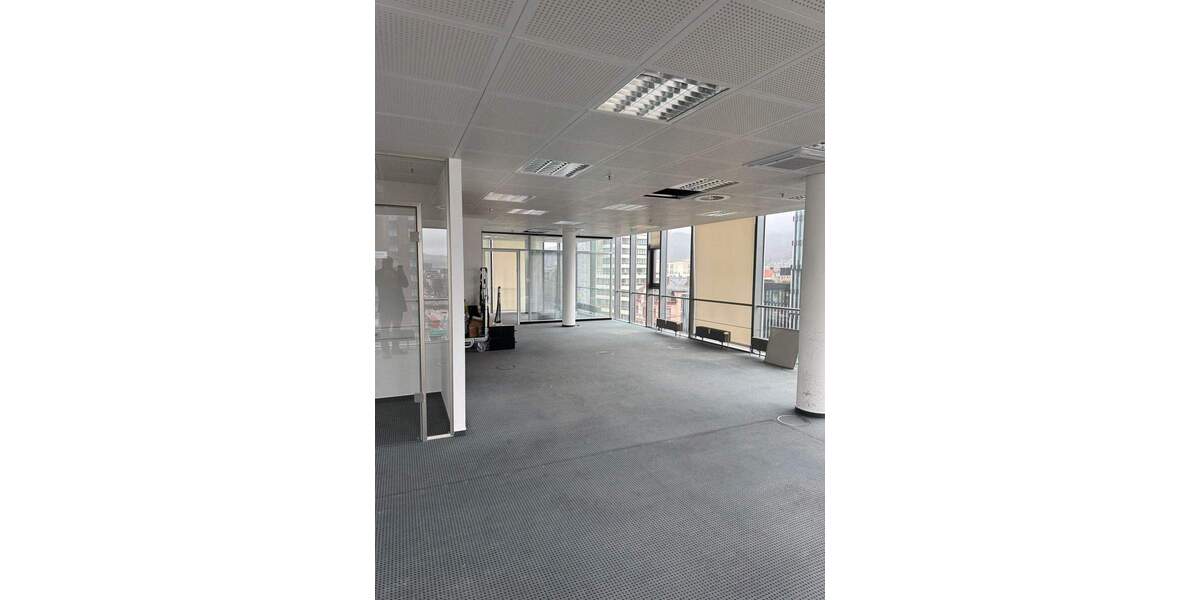 Gewerbeobjekt Freiburg im Breisgau Altstadt - 1 Zimmer, 249 m&sup2;, 4.100&euro; | Angebot:25706366