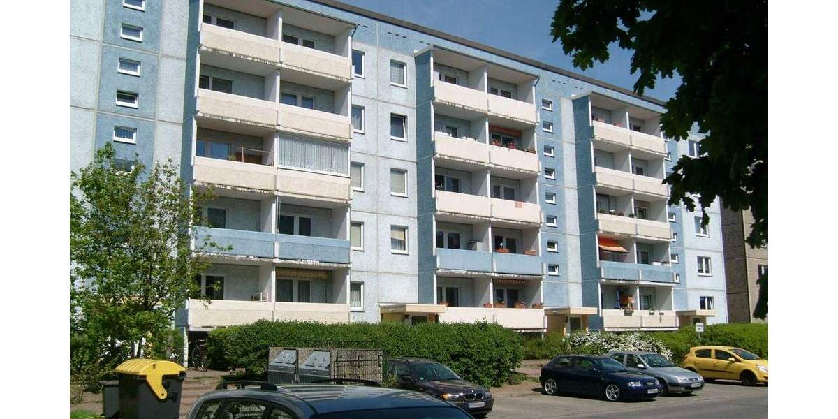 Etagenwohnung Neubrandenburg Reitbahnviertel - 3 Zimmer, 60 m&sup2;, 284&euro; | Angebot:25263374