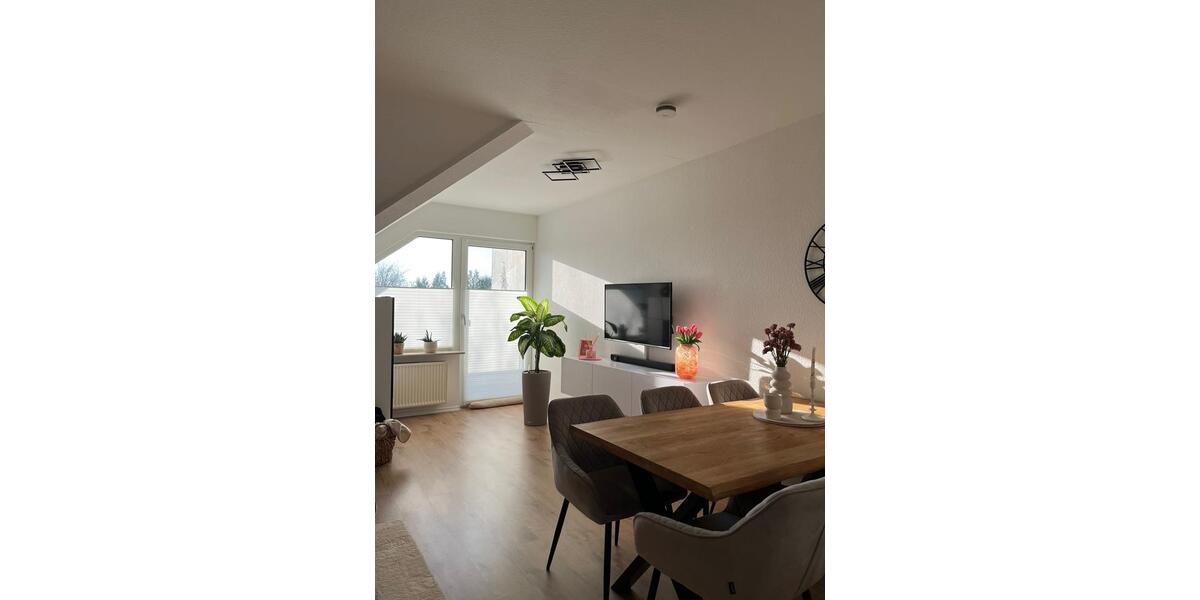 Dachgeschoßwohnung Schweinfurt Bellevue - 2 Zimmer, 64 m&sup2;, 590&euro; | Angebot:26636881
