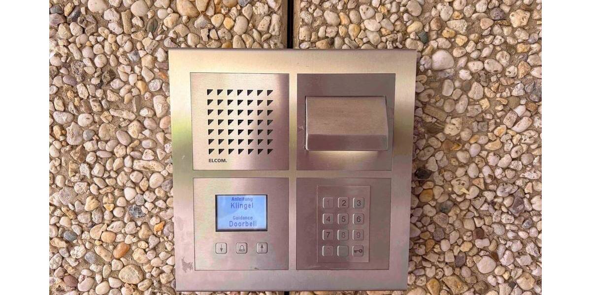 Etagenwohnung Neuss Hammfeld - 4 Zimmer, 116 m&sup2;, 1.500&euro; | Angebot:26155066