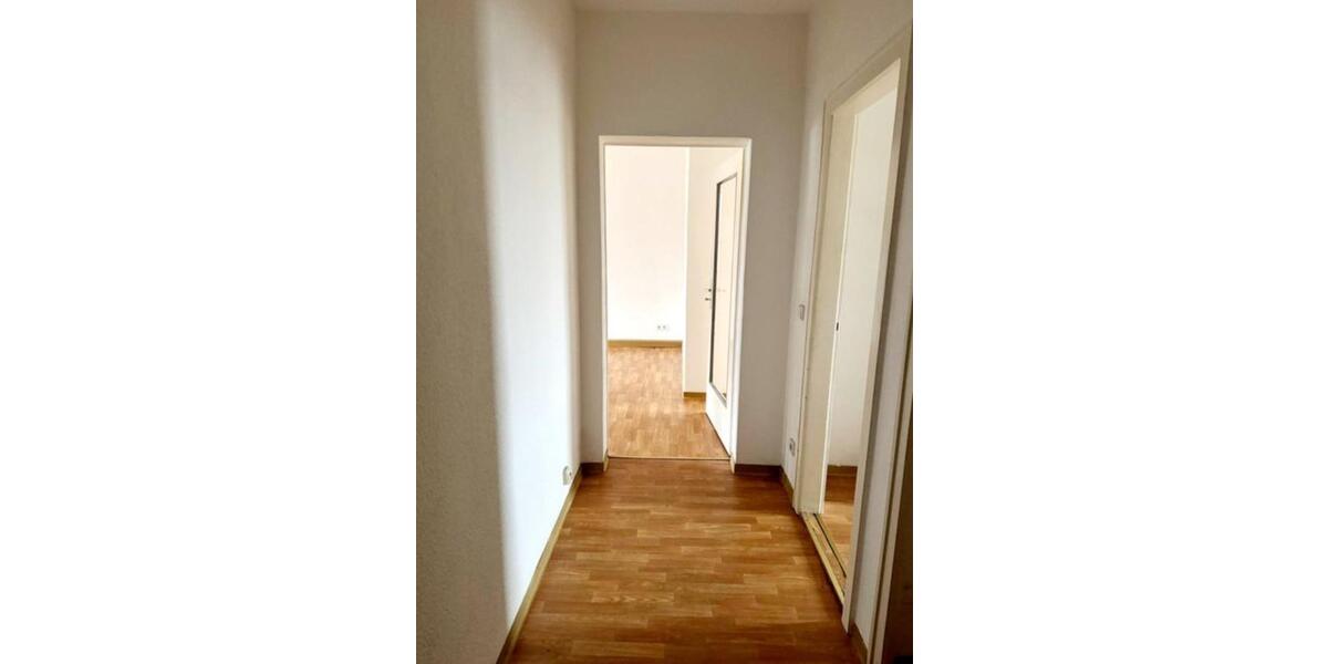 Etagenwohnung Frohburg - 2 Zimmer, 48 m&sup2;, 240&euro; | Angebot:24568759