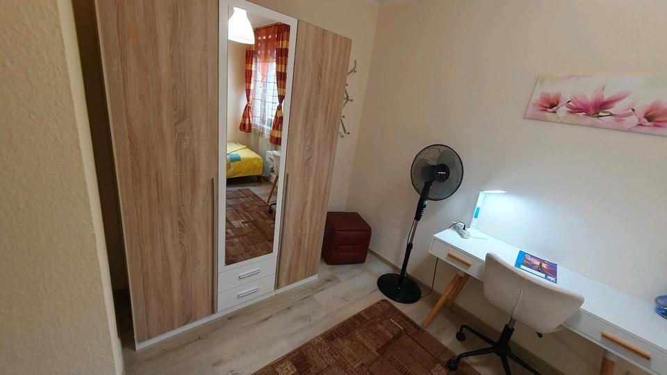 Etagenwohnung Bonn Hardtberg - 1 Zimmer, 12 m&sup2;, 620&euro; | Angebot:24690356