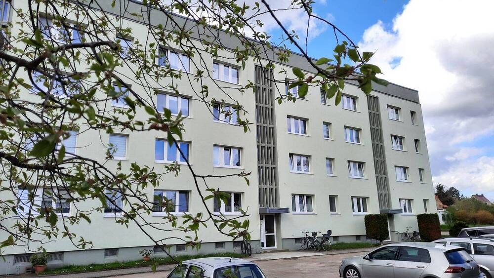 Etagenwohnung Kemberg - 3 Zimmer, 58 m&sup2;, 335&euro; | Angebot:25730585