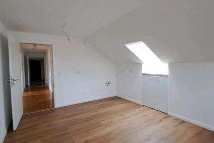 Wohnung Wenzenbach - 3 Zimmer, 75 m&sup2;, 750&euro; | Angebot:24465448