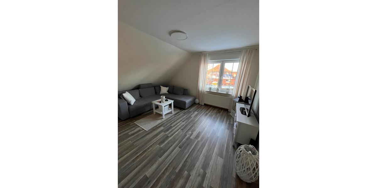 Etagenwohnung Aurich Egels und Wallinghausen - 5 Zimmer, 95 m&sup2;, 650&euro; | Angebot:25948848