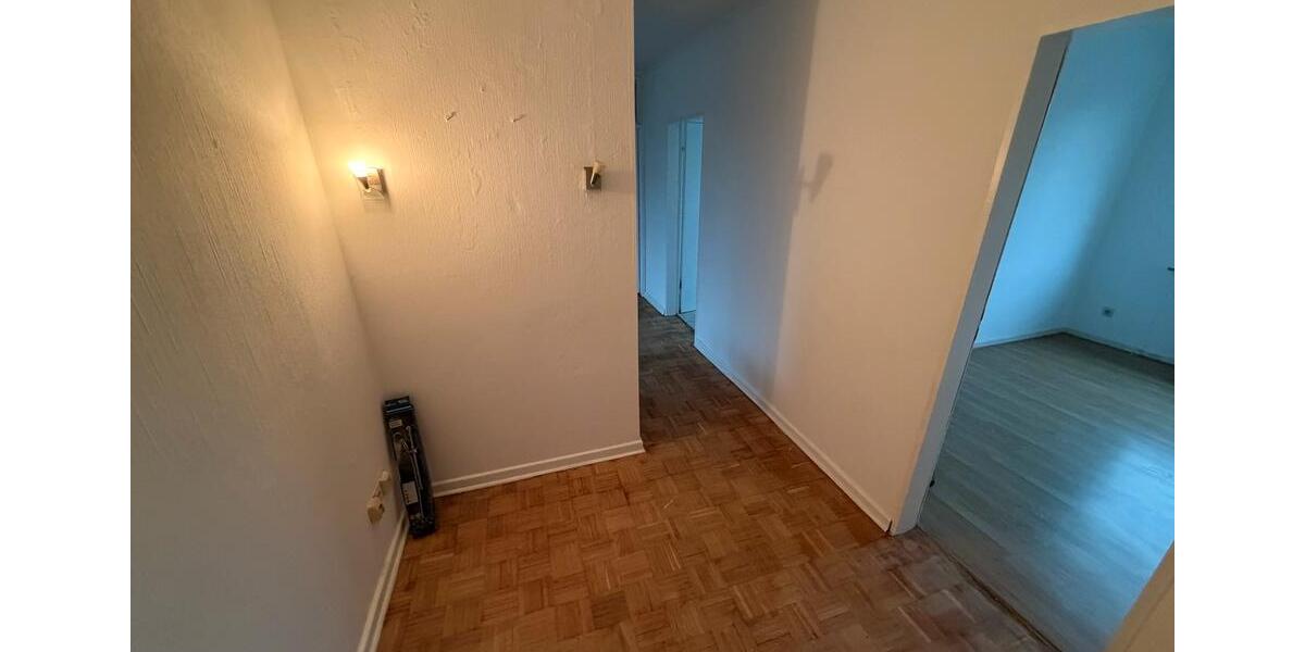 Hochparterre Minden Bärenkämpen - 4 Zimmer, 95 m&sup2;, 990&euro; | Angebot:25234470