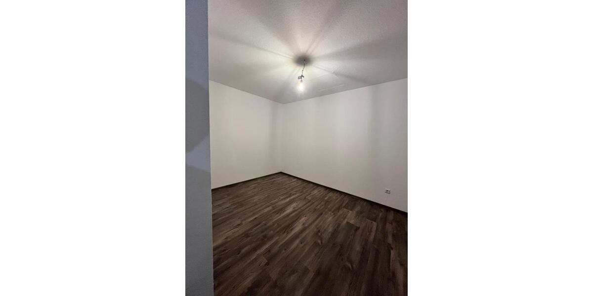 Etagenwohnung Nordenham - 3 Zimmer, 66 m&sup2;, 540&euro; | Angebot:24873017