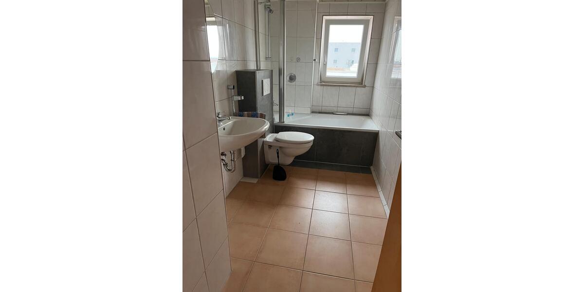 Dachgeschoßwohnung Ingolstadt Münchener Straße - 2 Zimmer, 50 m&sup2;, 600&euro; | Angebot:26638675
