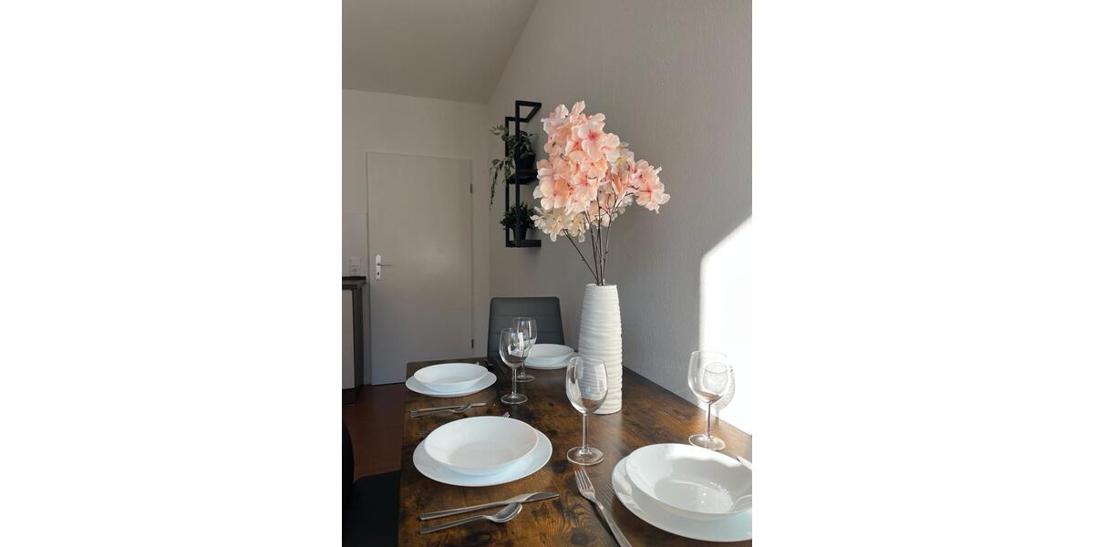 Wohnen auf Zeit Wuppertal Gemarkung Elberfeld - 2 Zimmer, 65 m&sup2;, 80&euro; | Angebot:24438057