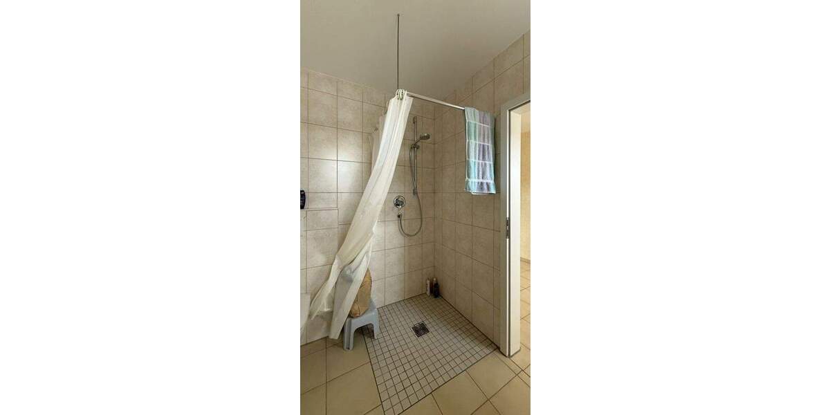 Barrierefreies, frisch renoviertes Appartement 2 zimmer