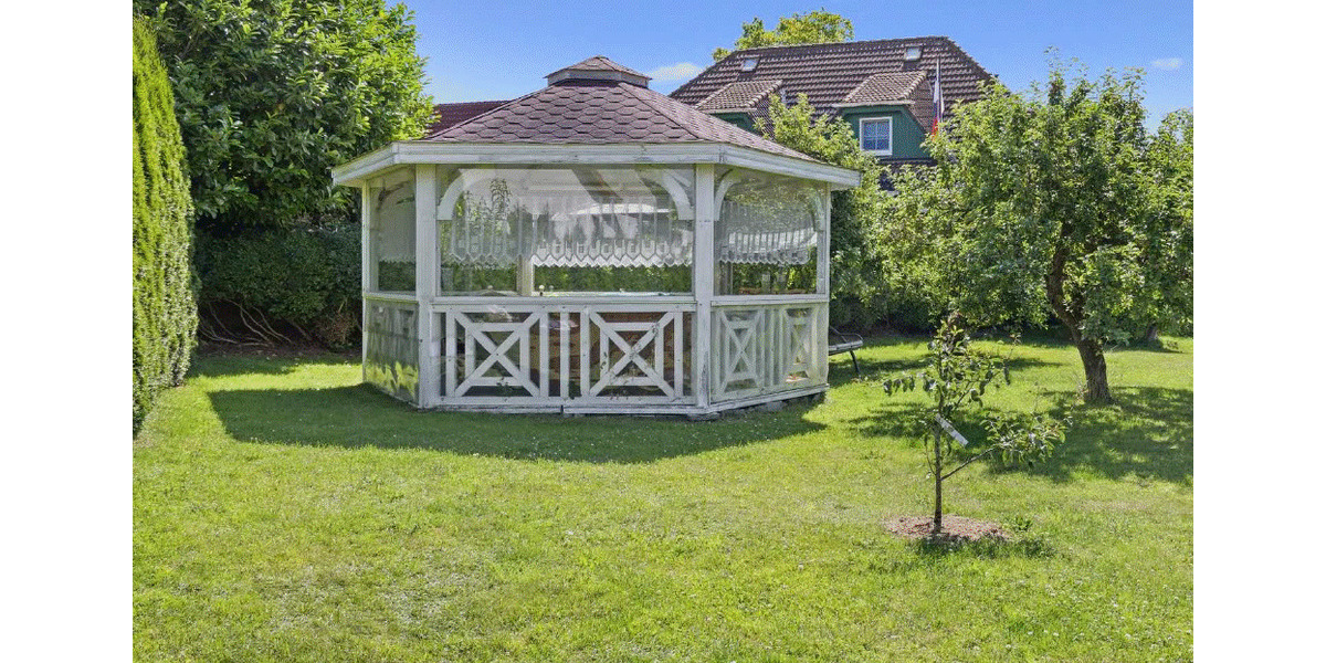 Helle Dachwohnung in Poseritz 2 zimmer