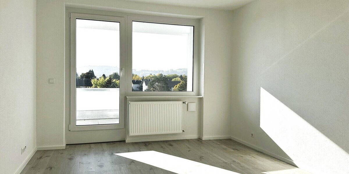 Etagenwohnung Singen Nordstadt - 2 Zimmer, 70 m&sup2;, 969&euro; | Angebot:26080537