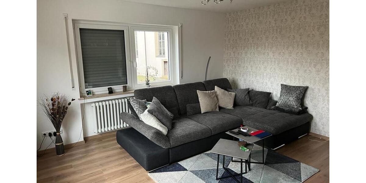 Etagenwohnung Poppenhausen - 3 Zimmer, 75 m&sup2;, 750&euro; | Angebot:26615845