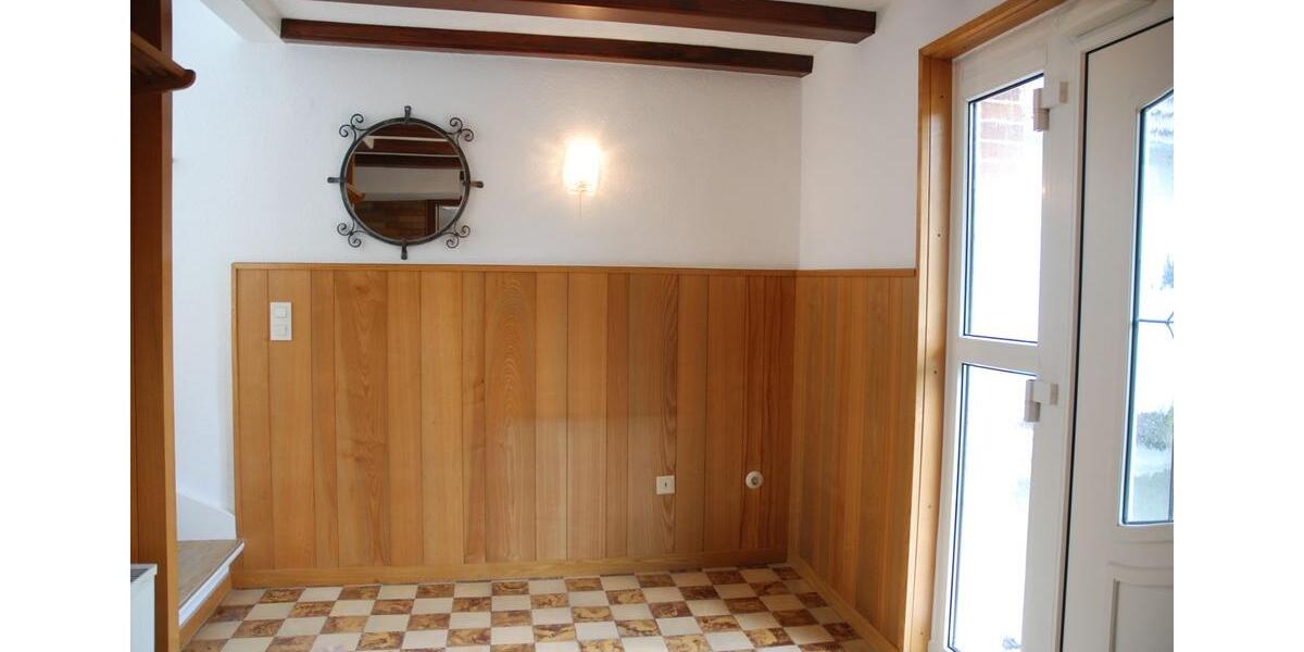 Gepflegtes, renoviertes Einfamilienhaus mit 4 Zimmern in ruhiger Lage von Much! 4 zimmer