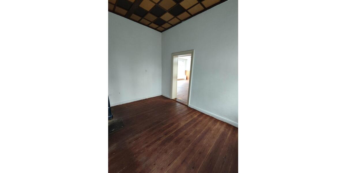 Erdgeschoßwohnung Goldberg - 3 Zimmer, 150 m&sup2;, 900&euro; | Angebot:20011919