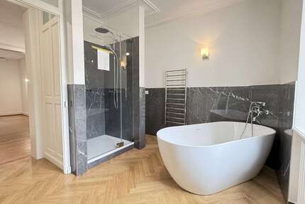 Wohnung Baden-Baden Baden - 4 Zimmer, 89 m&sup2;, 1.430&euro; | Angebot:27097704