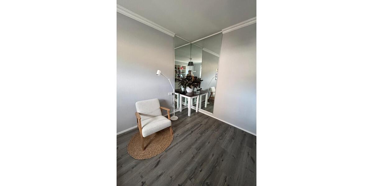 Etagenwohnung Kassel - 4 Zimmer, 105 m&sup2;, 1.200&euro; | Angebot:26623487