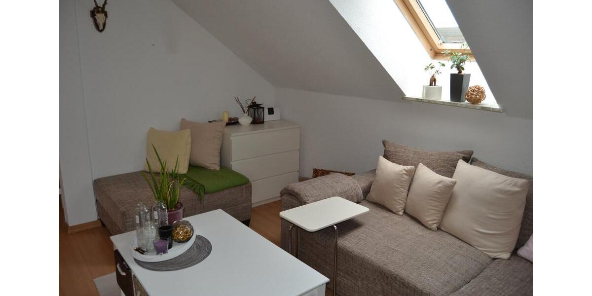 Dachgeschoßwohnung Bruchköbel - 2 Zimmer, 50 m&sup2;, 700&euro; | Angebot:26566715