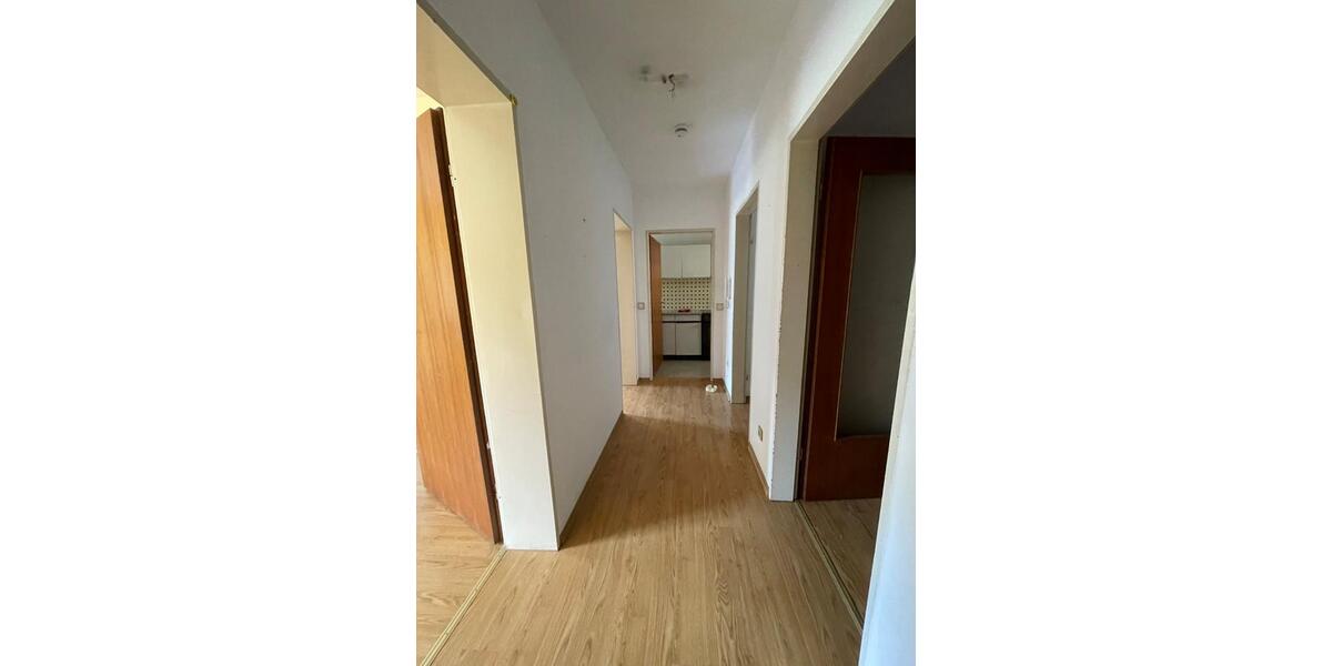 Etagenwohnung Burghausen - 2 Zimmer, 60 m&sup2;, 725&euro; | Angebot:24719032