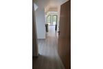 Helle 2-Zimmer-Wohnung mit Balkon und Tiefgarage in ruhiger Lage zimmer
