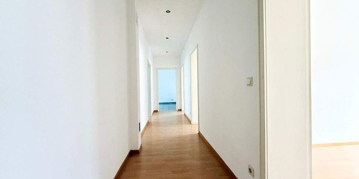 Etagenwohnung Mannheim Quadrate - 3 Zimmer, 100 m&sup2;, 1.000&euro; | Angebot:25776984